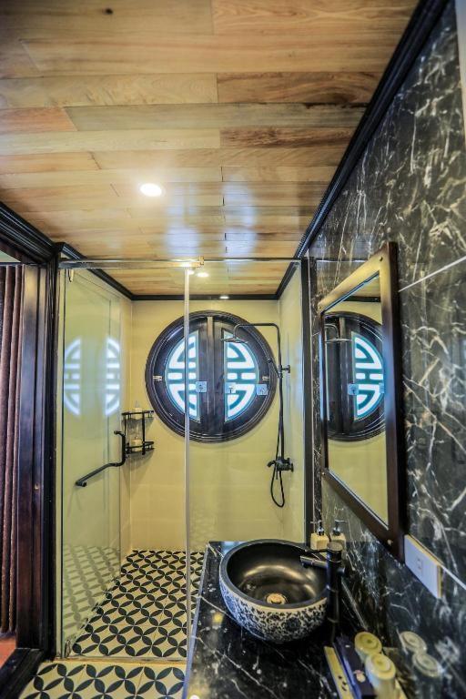 Cozy Boutique Cruise Dong Khe Sau Exterior foto